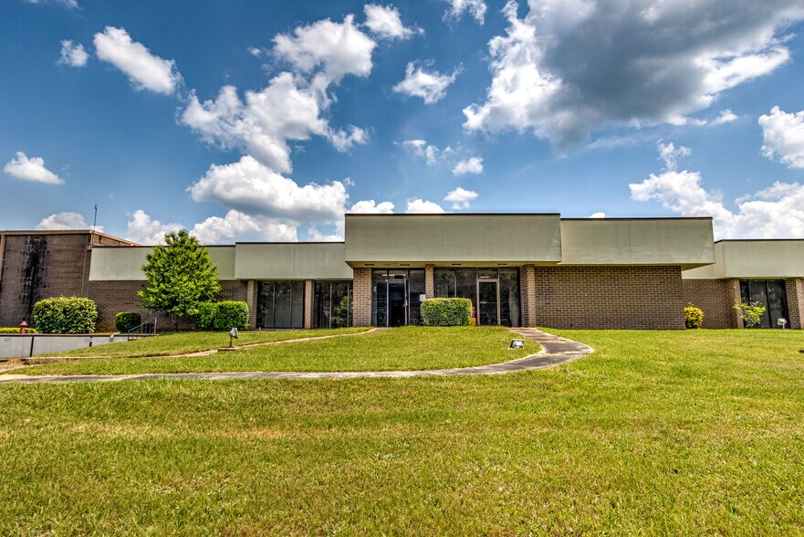 More Photos Of 1664 Sharon Rd, Washington Warehouse For Sale