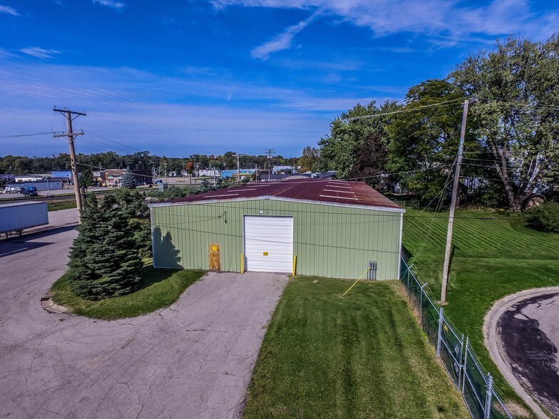 More Photos Of 9864 Church St, Bridgman Unknown For Lease