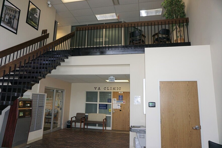 More Photos Of 520 S Pierce Ave, Mason City Medical For Sale
