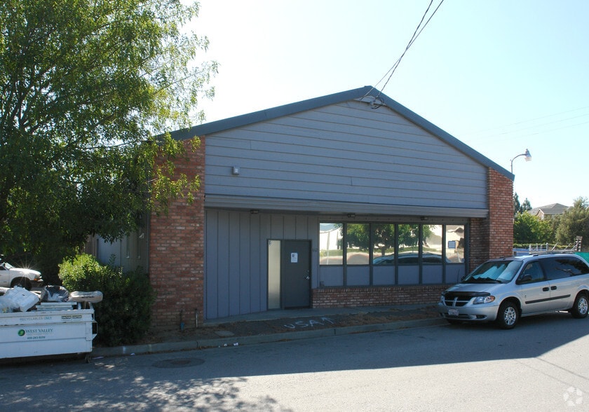 More Photos Of 442 Industrial St, Campbell Warehouse For Sale