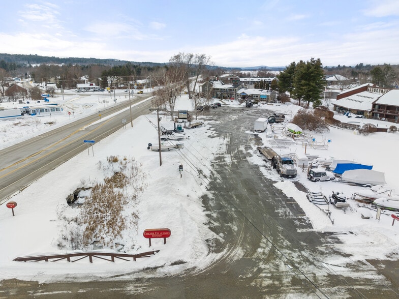 More Photos Of 1934 Lakeshore Rd, Gilford Office For Sale