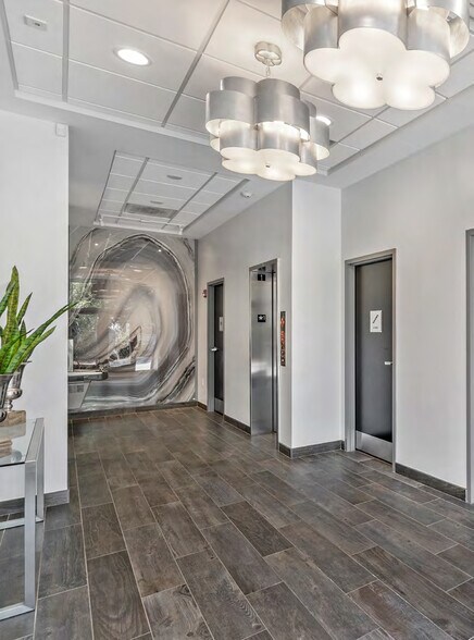 More Photos Of 1435 Stuart Engals Blvd, Mount Pleasant Office For Sale