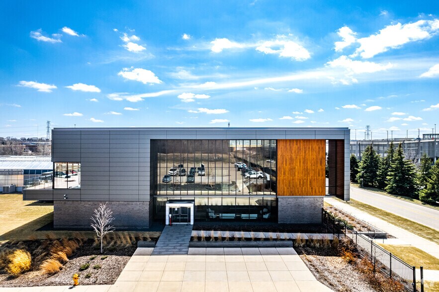 More Photos Of 2800 Mount Ridge Rd, Roseville Office For Sale