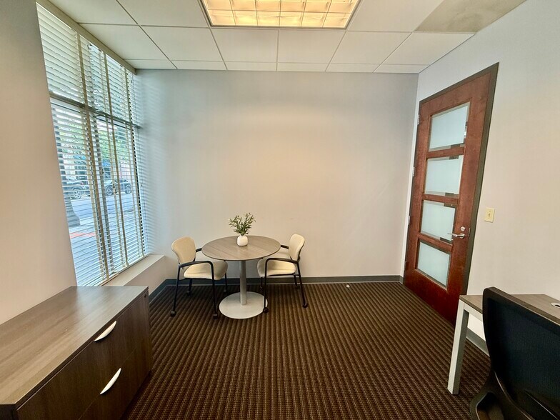 More Photos Of 825 Juniper St NE, Atlanta Coworking Space