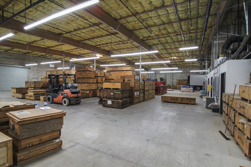 More Photos Of 45440 Trevor Ave, Lancaster Warehouse For Sale