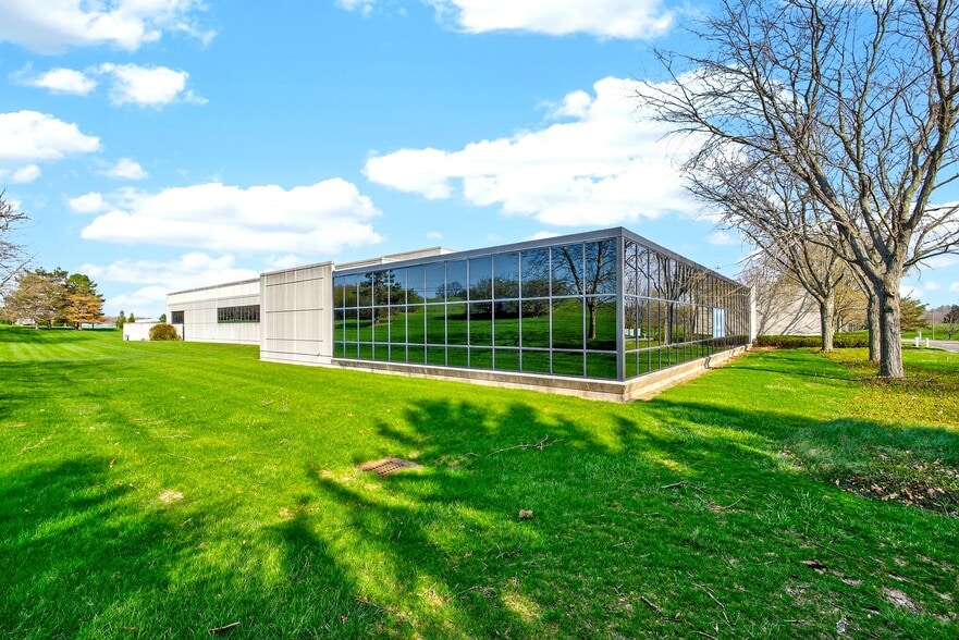 More Photos Of 1875 Founders Dr, Dayton Warehouse For Sale