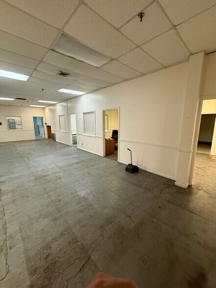 More Photos Of 1332 Louisiana St, Memphis Industrial For Sale