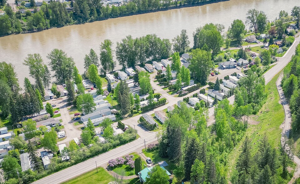 More Photos Of 654 N Fraser Dr, Quesnel Land For Sale