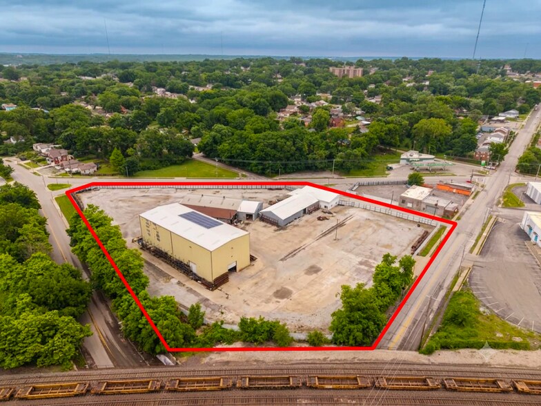 More Photos Of 5420 E 10th St, Kansas City Industrial For Lease