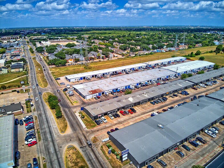 More Photos Of 11450 Bissonnet St, Houston Warehouse For Lease