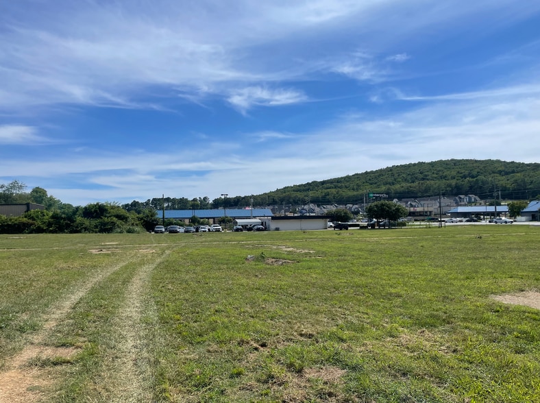 More Photos Of 11801 Memorial Pky S, Huntsville Land For Sale
