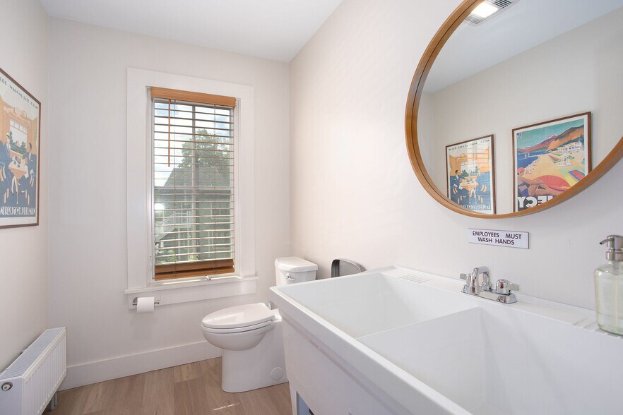 More Photos Of 783 S Main St, Great Barrington Storefront Retail Office For Sale