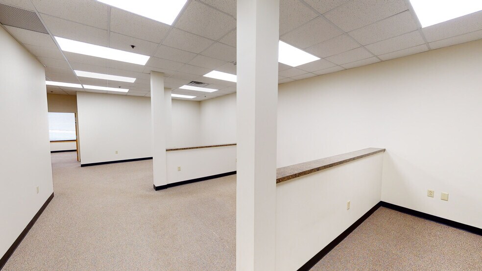 More Photos Of 3731 Boardman Canfield Rd, Canfield Office For Lease