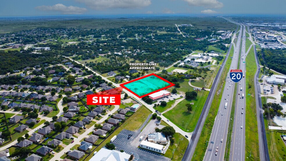 More Photos Of 221 W Stage Coach Trl, Willow Park Storefront For Lease