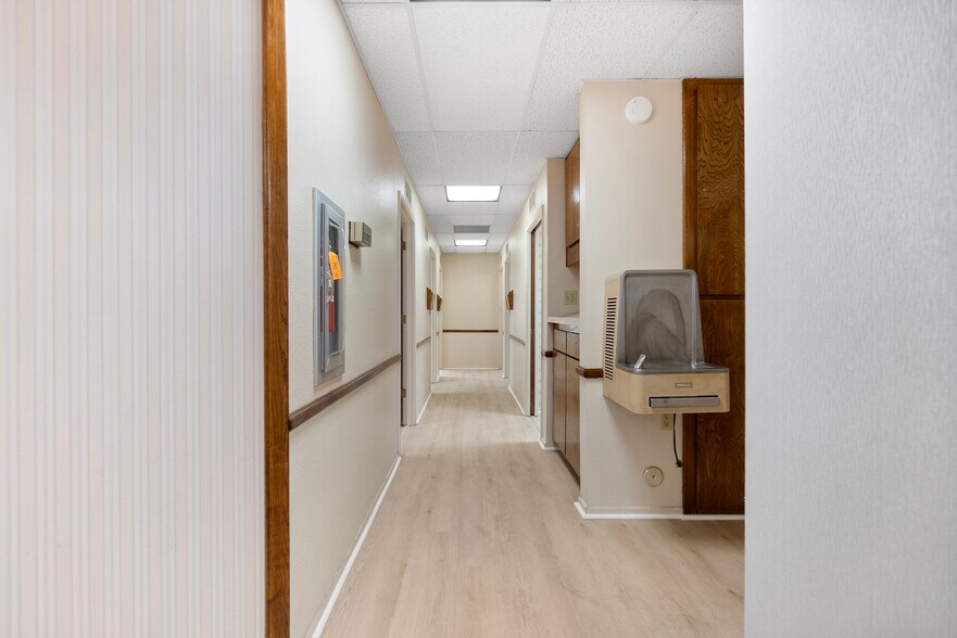 More Photos Of 361-397 N San Jacinto St, Hemet Medical For Sale