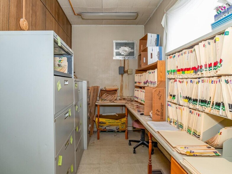 More Photos Of 413 Bridge St, Beaver Healthcare For Sale