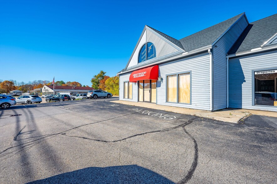 More Photos Of 112 Lafayette Rd, North Hampton General Retail For Sale