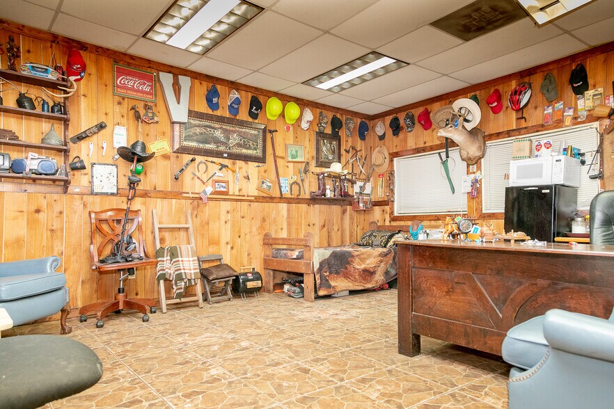 More Photos Of 119 Oldham St, Houston Warehouse For Sale