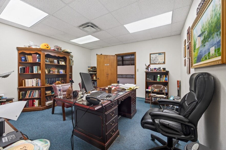 More Photos Of 11141 N Avenue L, La Porte Religious Facility For Sale