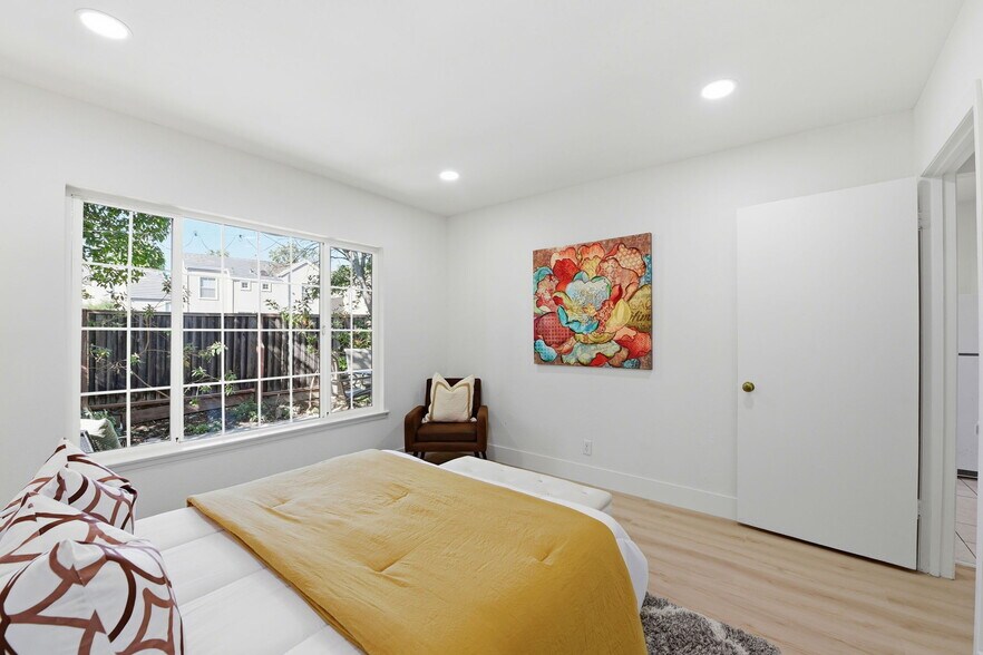 More Photos Of 2115 University Ave, Mountain View Multifamily For Sale