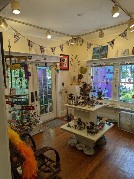 More Photos Of 2955 Central Ave, Saint Petersburg Restaurant For Lease