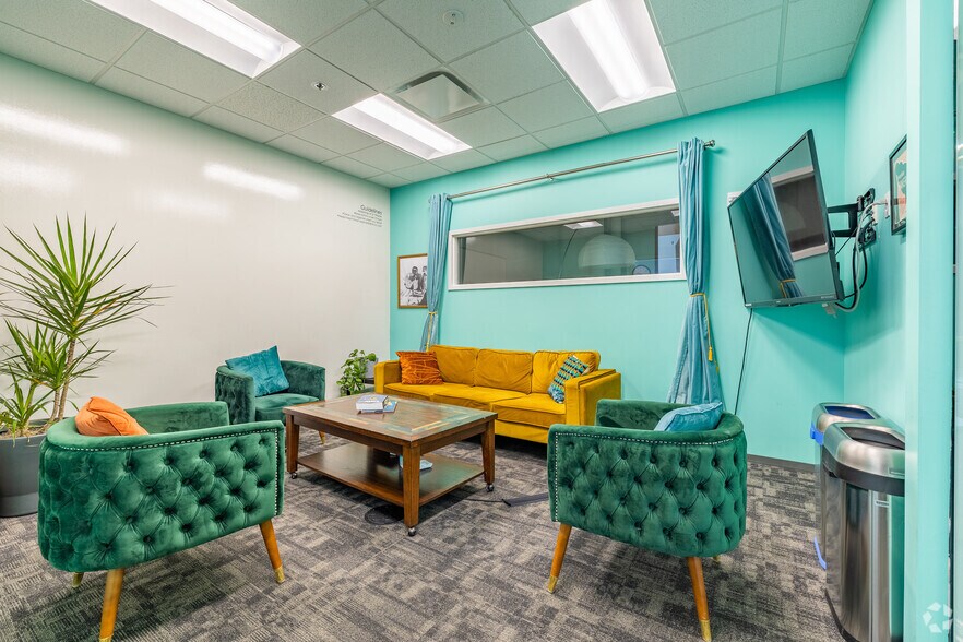 More Photos Of 4220 Duncan Ave, Saint Louis Office For Lease