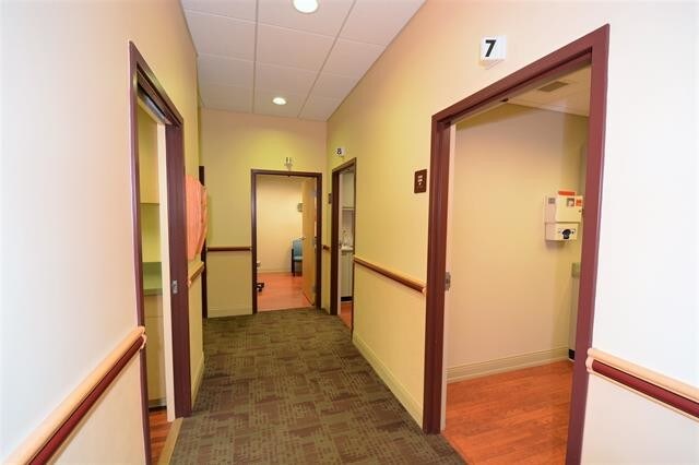 More Photos Of 7240 S US 231, Huntingburg Medical For Lease