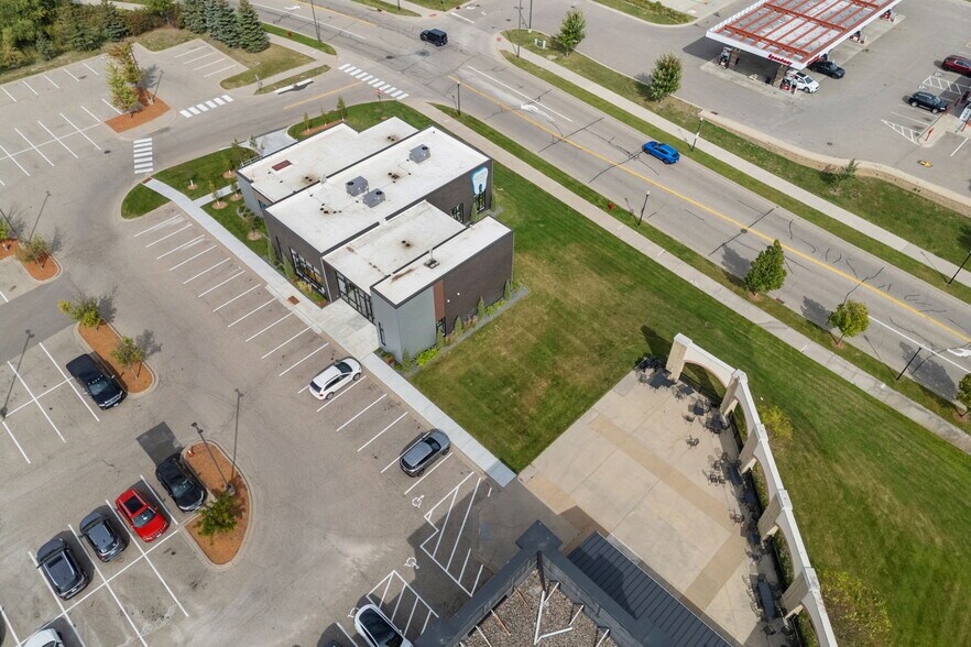 More Photos Of 18389 Orchard Trl, Lakeville Medical For Lease