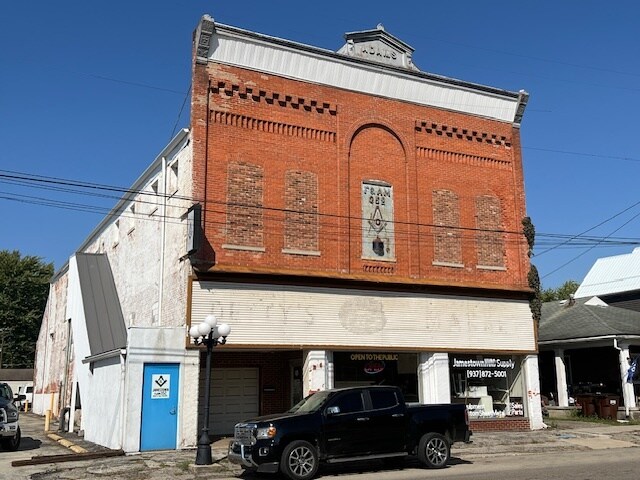 More Photos Of 6 N Limestone St, Jamestown Storefront For Sale