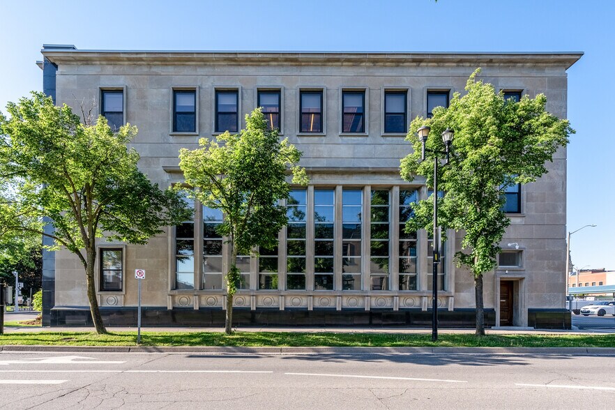 More Photos Of 78-84 Market St, Brantford Office For Lease