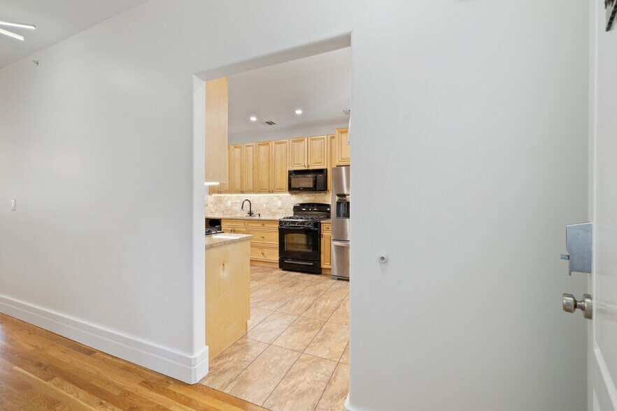 More Photos Of 68 Main St, Monsey Apartments For Sale