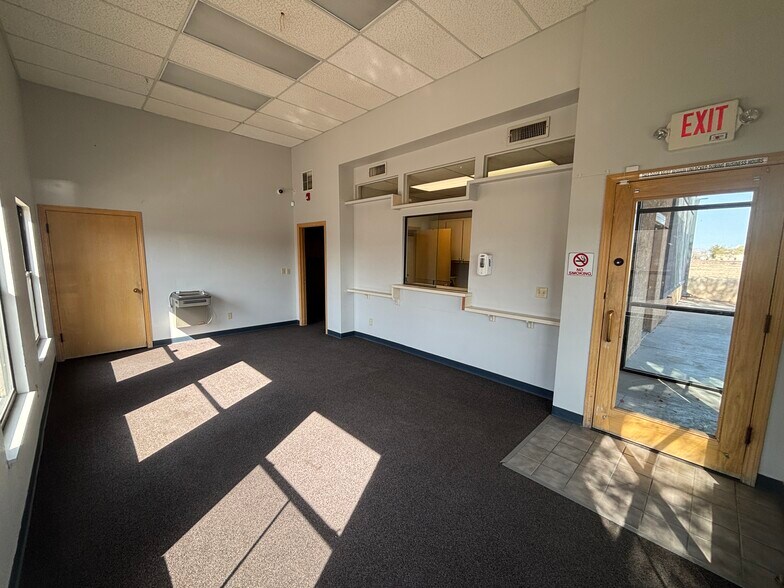 More Photos Of 1755 Airway Ave, Kingman Healthcare For Lease