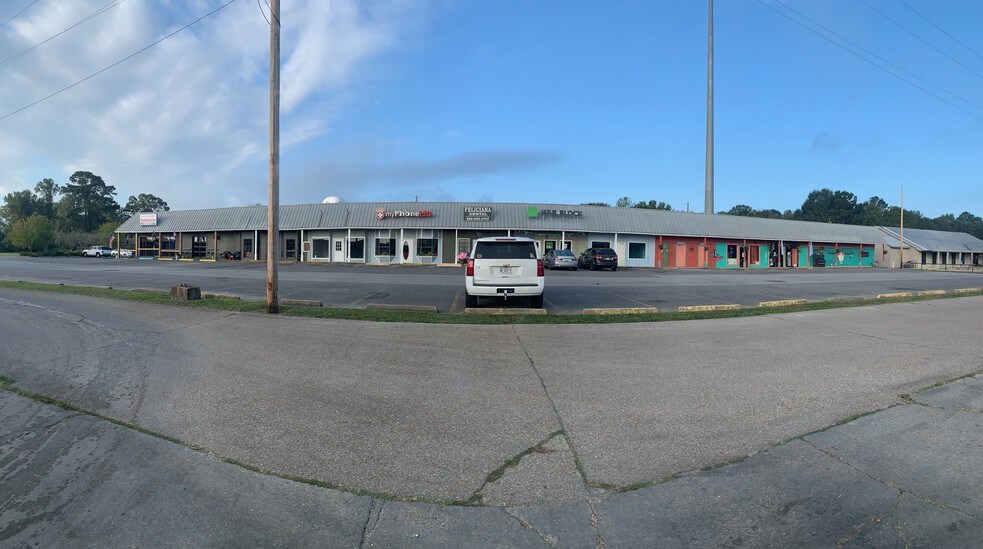 More Photos Of 7189 Us Highway 61, Saint Francisville Freestanding For Lease