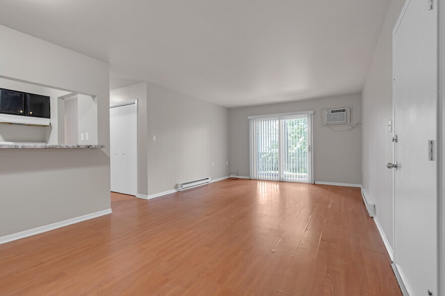 More Photos Of 604-620 E Grant Hwy, Marengo Apartments For Sale