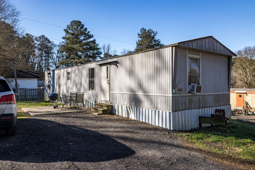 More Photos Of 3020 Old Summerville Rd, Armuchee Manufactured Housing Mobile Home Park For Sale