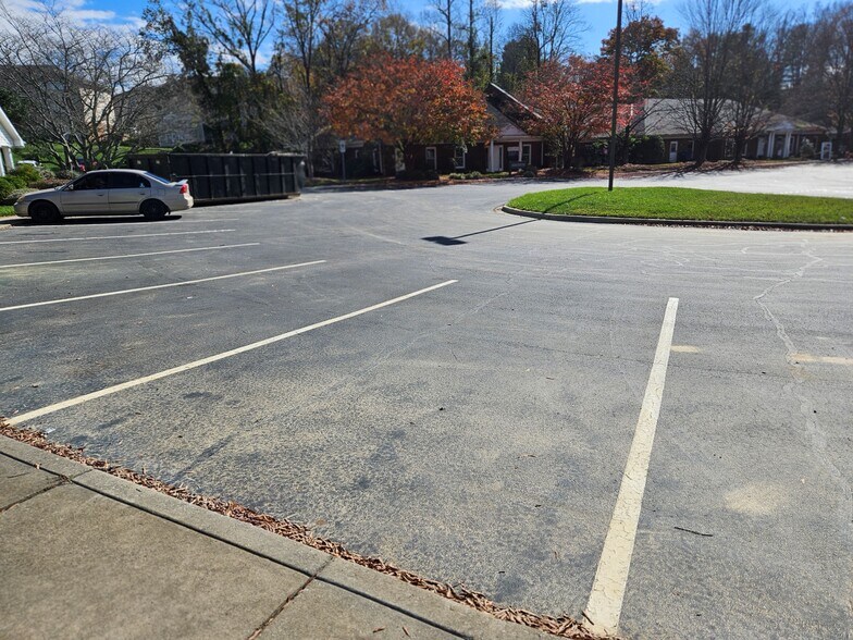 More Photos Of 800 Beverly Hanks Ctr, Hendersonville Medical For Sale