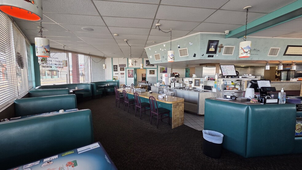 More Photos Of 4500 Central Ave SE, Albuquerque Restaurant For Sale