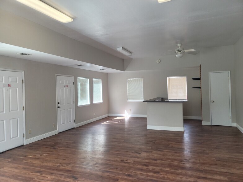 More Photos Of 10052-10078 Alta Sierra Dr, Grass Valley Office For Lease