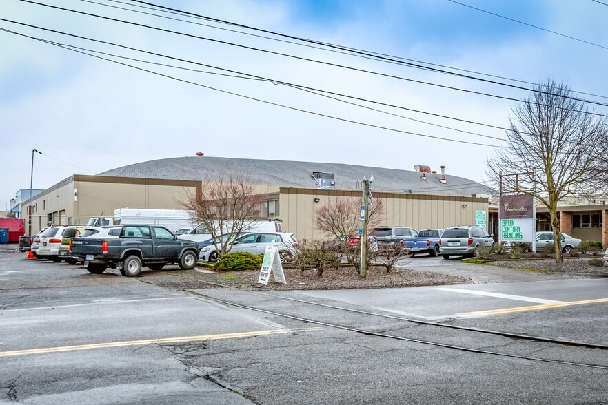 Primary Photo Of 2950 NW 29th Ave, Portland Warehouse For Lease