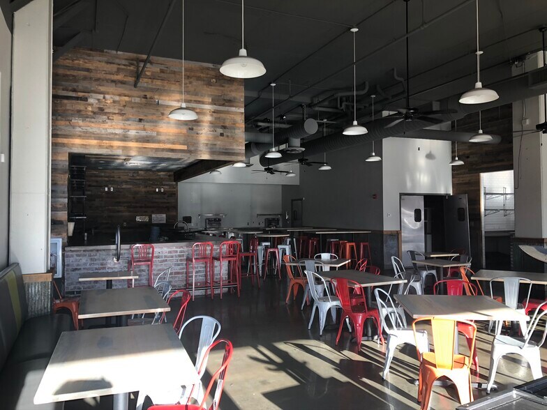 More Photos Of 2000 2nd Ave S, Birmingham Apartments For Lease