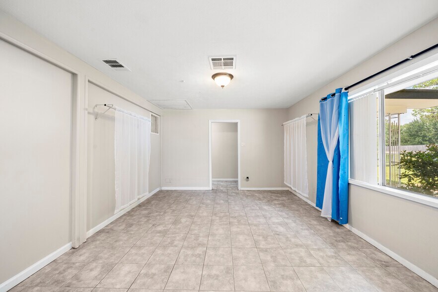 More Photos Of , Huntsville Industrial For Sale