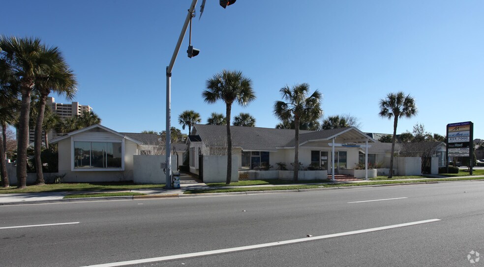 More Photos Of 1817-1835 N 3rd St, Jacksonville Beach Office For Lease
