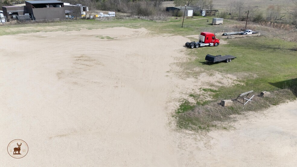 More Photos Of 682 FM 2021, Lufkin Warehouse For Sale