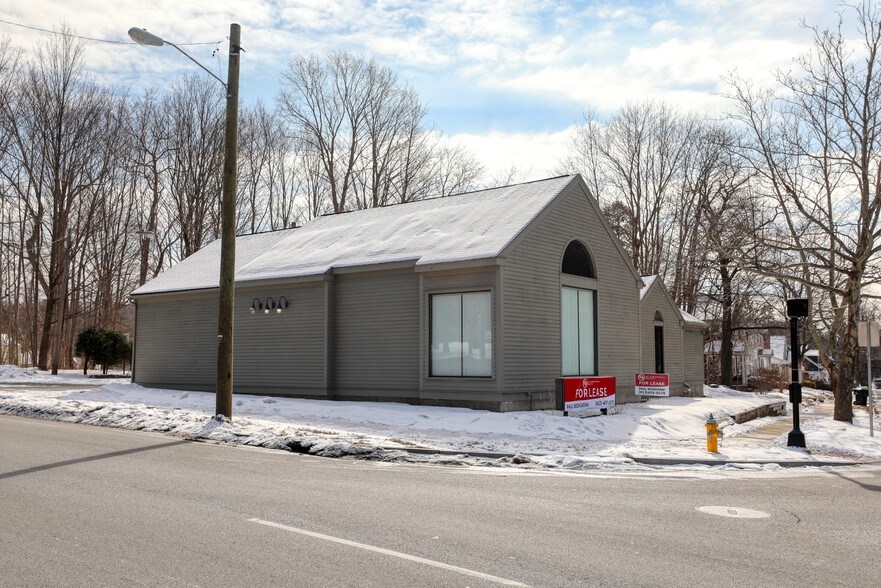 More Photos Of 908-914 Allen St, Springfield Storefront Retail Office For Sale