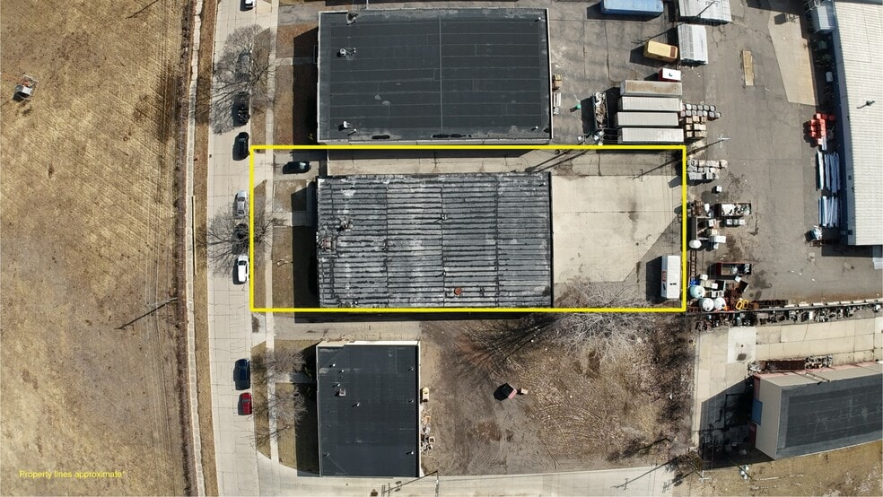 More Photos Of 32537 Parklane Ave, Garden City Manufacturing For Lease