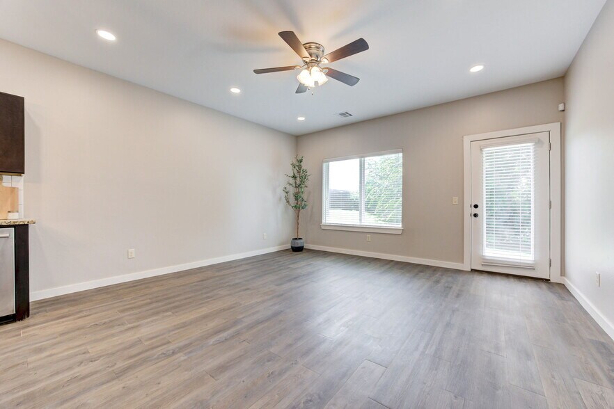 More Photos Of , Edmond Multifamily For Sale