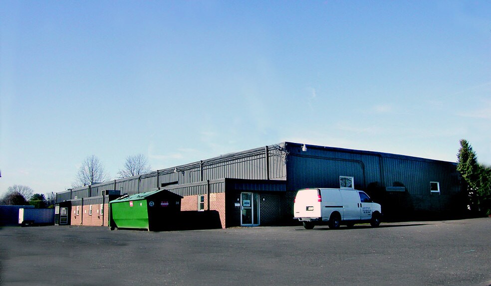 Primary Photo Of 474 Pike Rd, Huntingdon Valley Warehouse For Lease