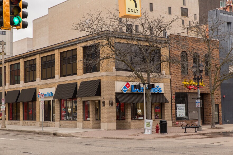 More Photos Of 110 W Washtenaw St, Lansing Storefront Retail Office For Lease