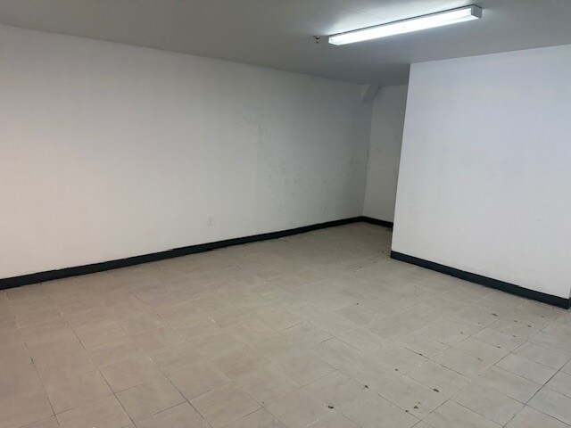 More Photos Of 75-52 113th St, Forest Hills Apartments For Lease