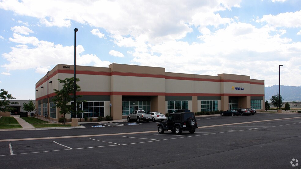 More Photos Of 1340 N Newport Rd, Colorado Springs Warehouse For Lease